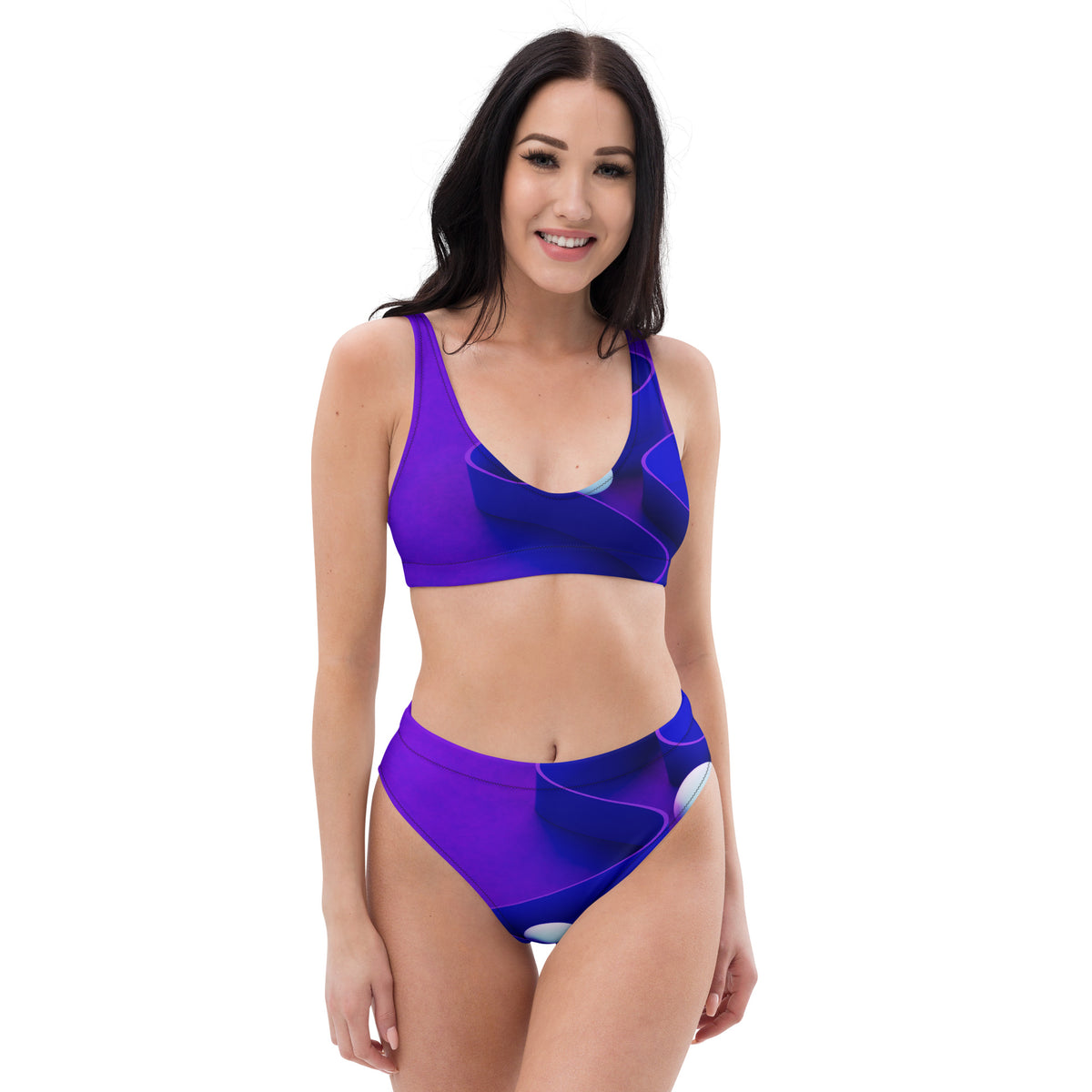 Bikini de mujer en tono violeta para la piscina.