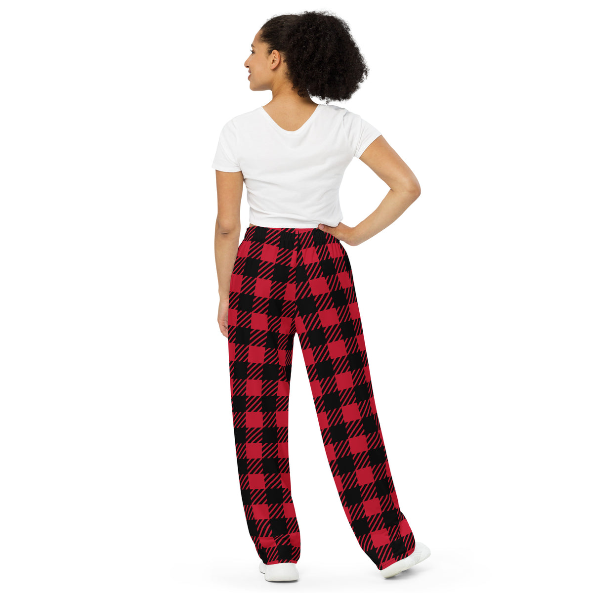 Diseño de pantalón ancho navideño de la marca ZombieRU.