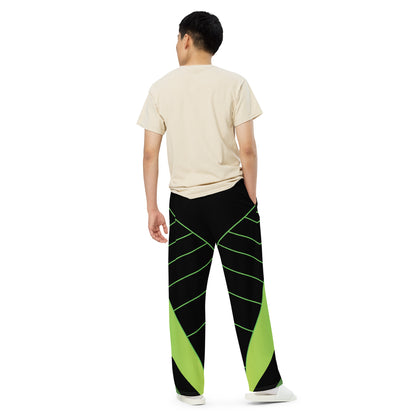 Vista trasera del pantalón negro y verde