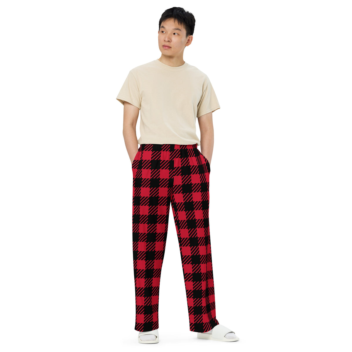 Pantalón navideño ZombieRU para crear conjuntos casuales.